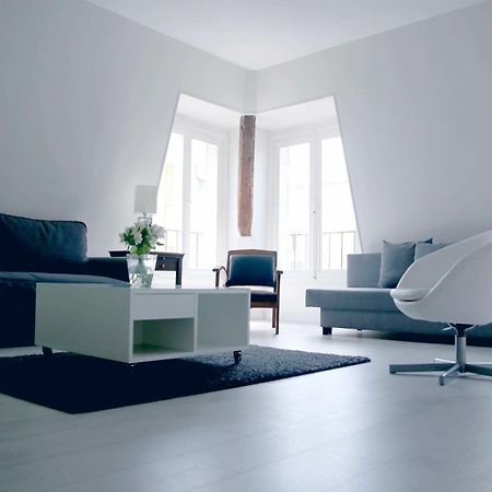 Rue De Ponthieu Central Furnished Apartment Paris Exterior photo
